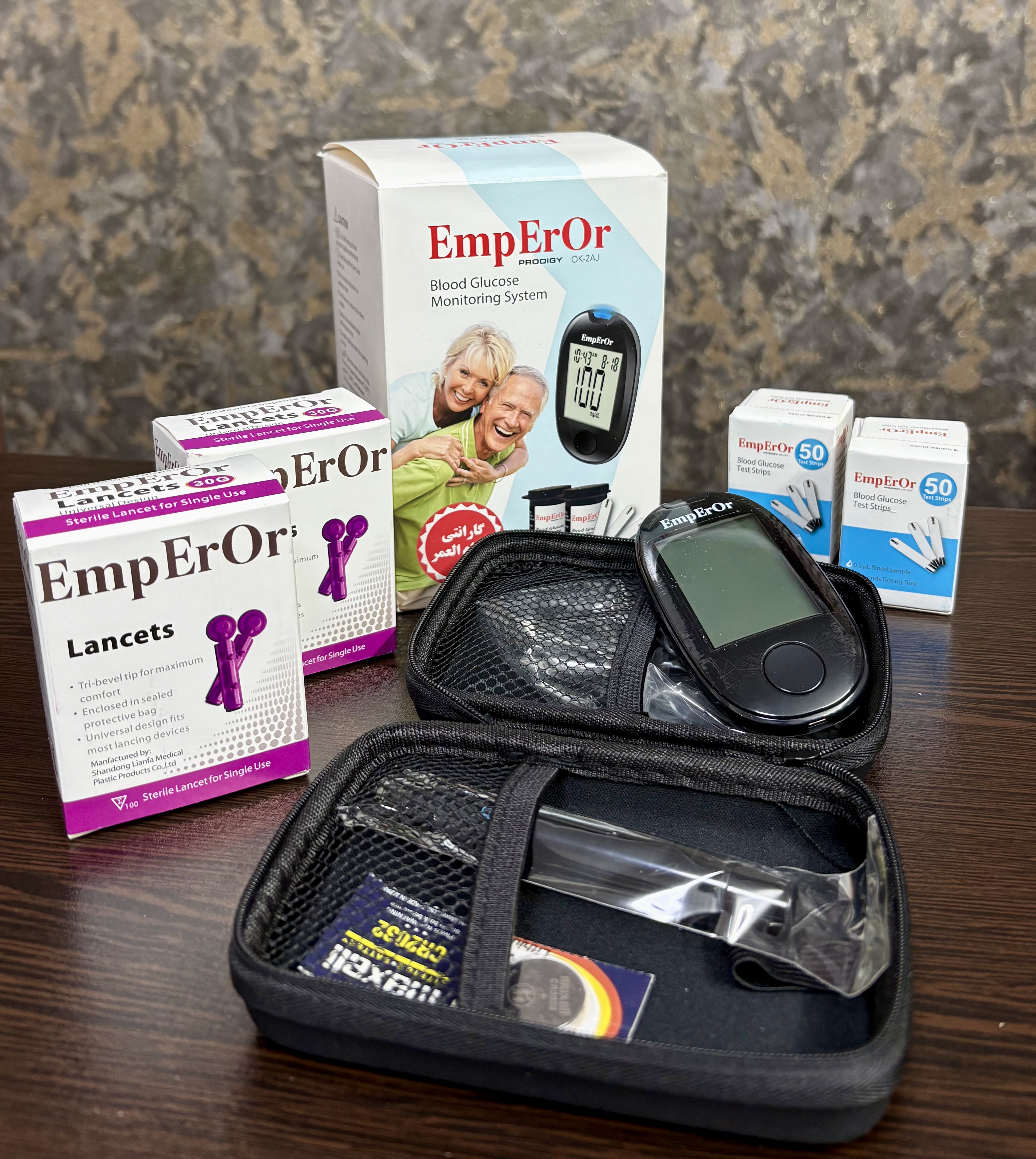 پک دستگاه قندخون و نوار و لنست امپرور